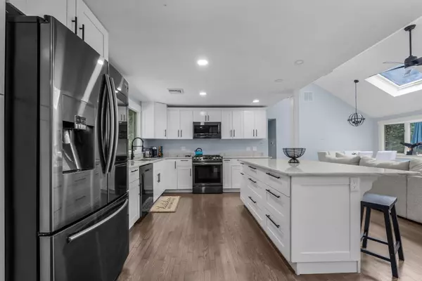 West Falmouth, MA 02540,126 Ambleside Drive