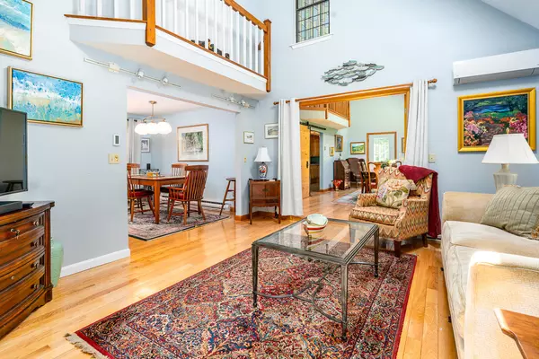 Centerville, MA 02632,82 Nobadeer Road