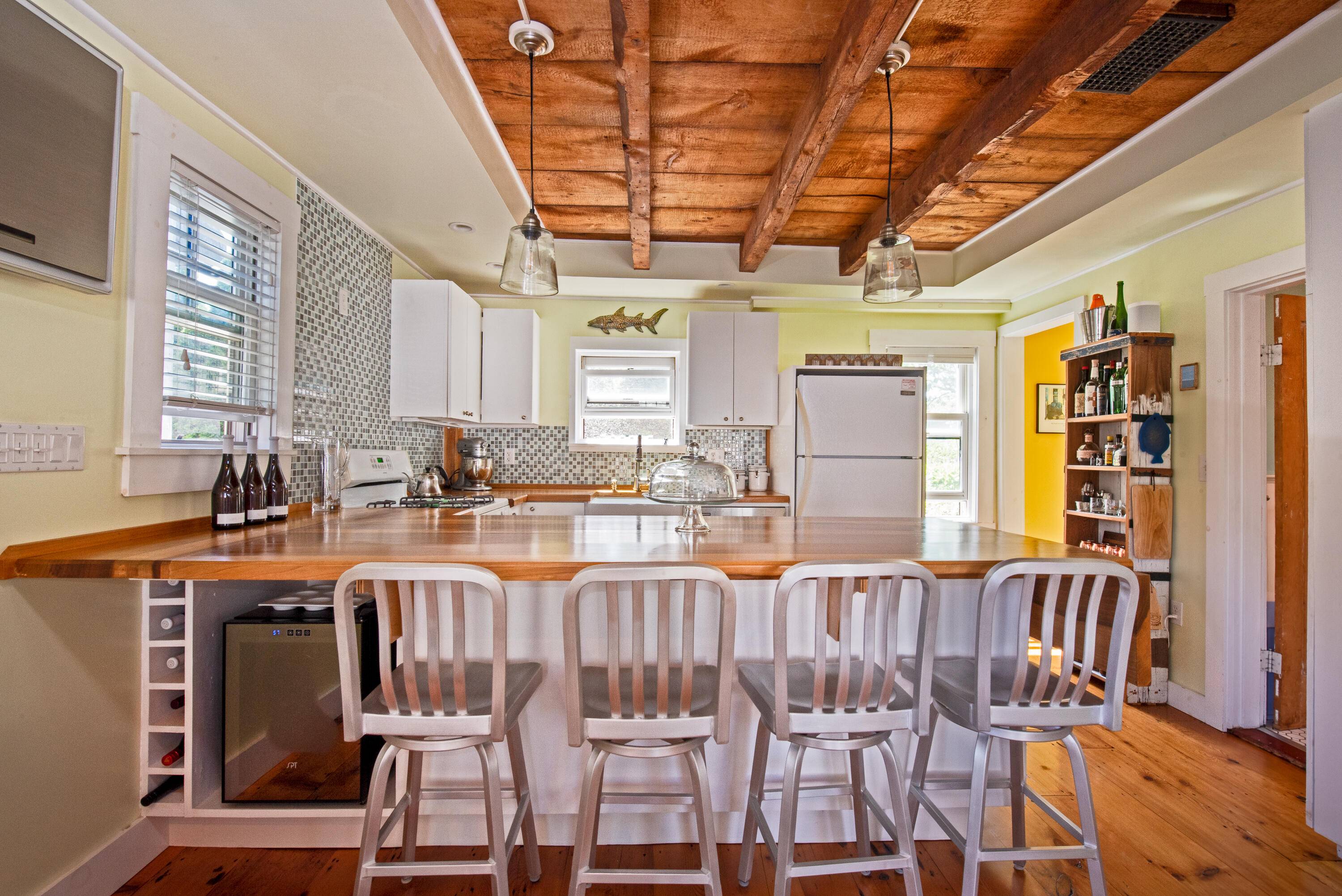 Provincetown, MA 02657,4 Anthony Street #UA