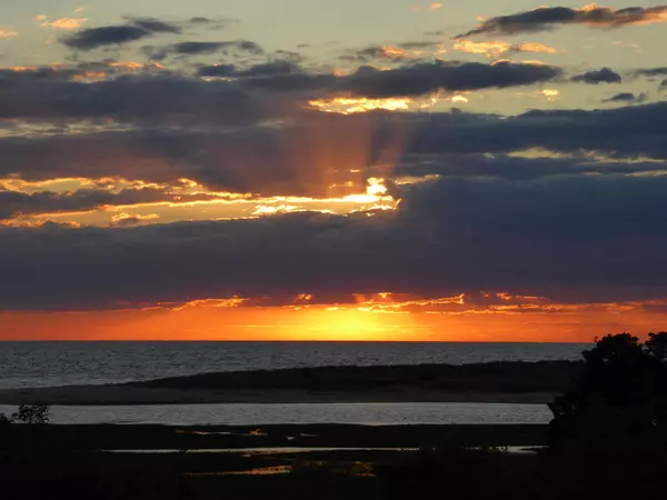 Eastham, MA 02642,10 Cartway