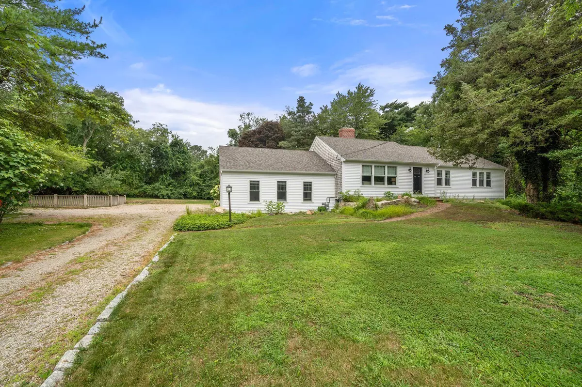 Yarmouth Port, MA 02675,15 Thorwald Place