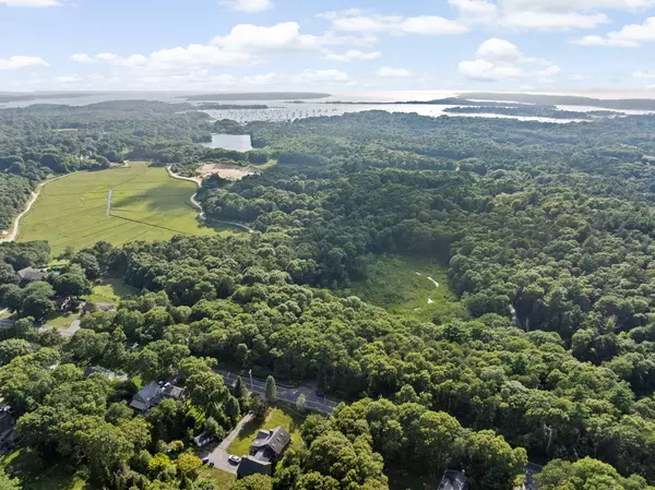 Pocasset, MA 02559,940 County Road