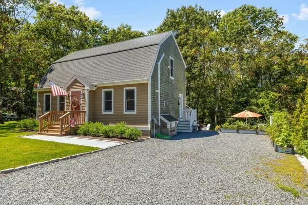 Forestdale, MA 02644,11 Deer Hollow Road
