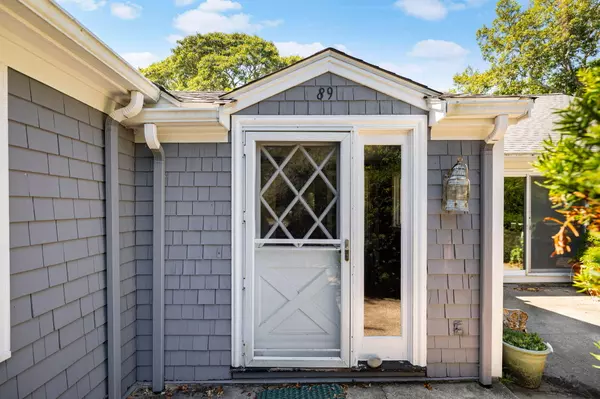 89 Swift Avenue, Osterville, MA 02655