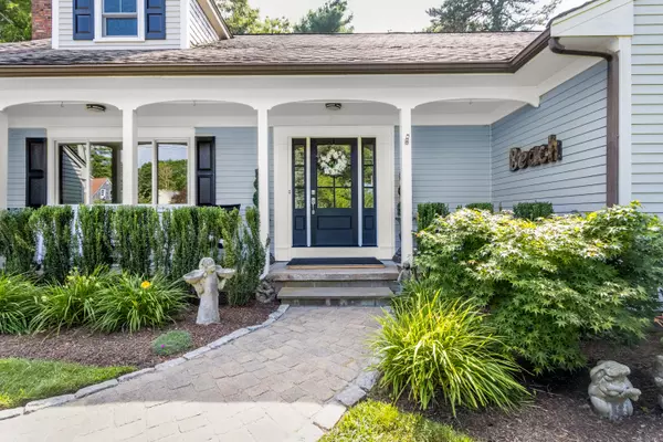 90 E Harbor Drive, East Falmouth, MA 02536