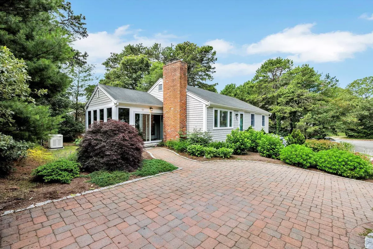 South Chatham, MA 02659,7 Bearberry Lane