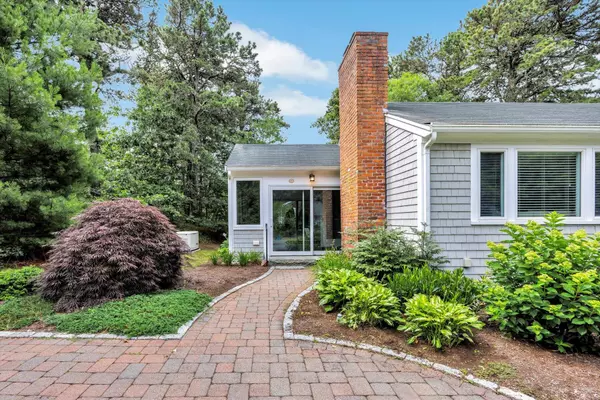 South Chatham, MA 02659,7 Bearberry Lane