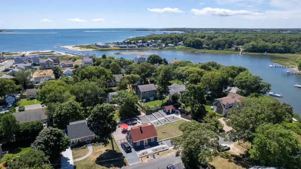 13 Webster Road, West Yarmouth, MA 02673