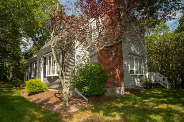 Marstons Mills, MA 02648,28 Appaloosa Way