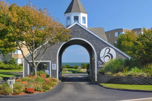 1 Belmont Road #513, West Harwich, MA 02671