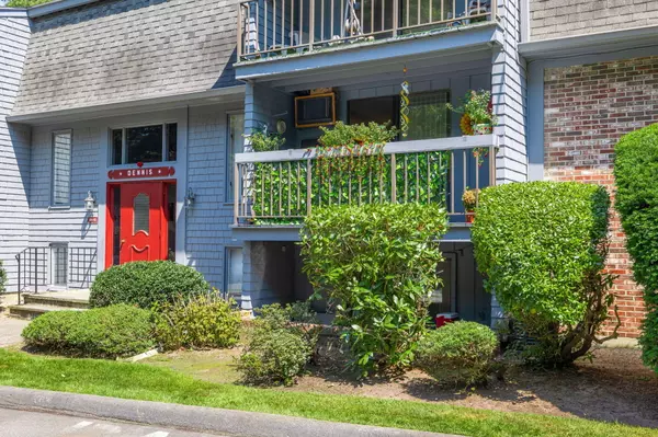 South Dennis, MA 02660,432 Old Chatham Road #105