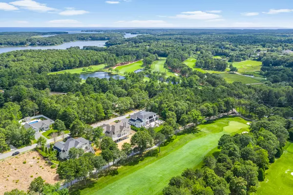 Mashpee, MA 02649,24 Pleasant Park Drive