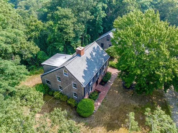 East Sandwich, MA 02537,394 Quaker Meetinghouse Road