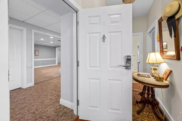 Provincetown, MA 02657,100 Alden Street #Unit 233