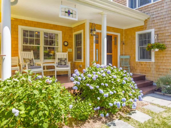 Eastham, MA 02642,5 Fairview Avenue