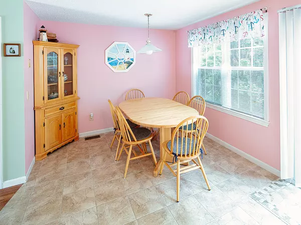 East Falmouth, MA 02536,571 Carriage Shop Road #571EU