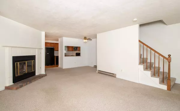 West Yarmouth, MA 02673,248 Camp Street #M5