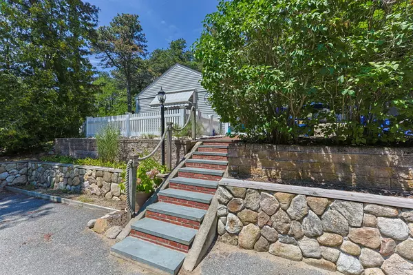 Wellfleet, MA 02667,210 Chequessett Neck Road #C