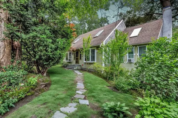 47 Galleon Drive, Hatchville, MA 02536