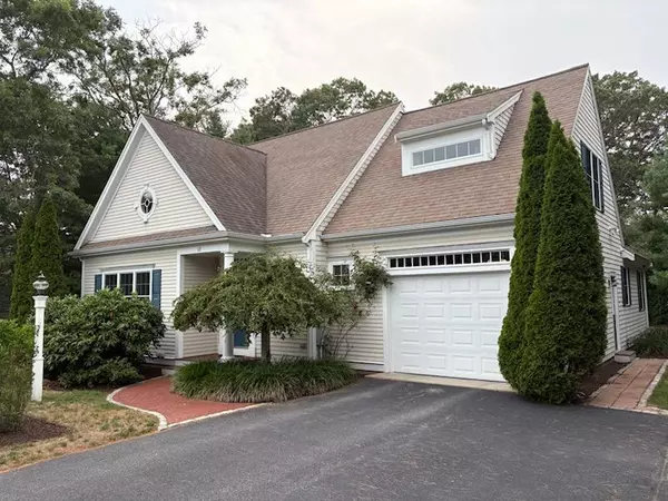 69 Schooner Lane, Hyannis, MA 02601