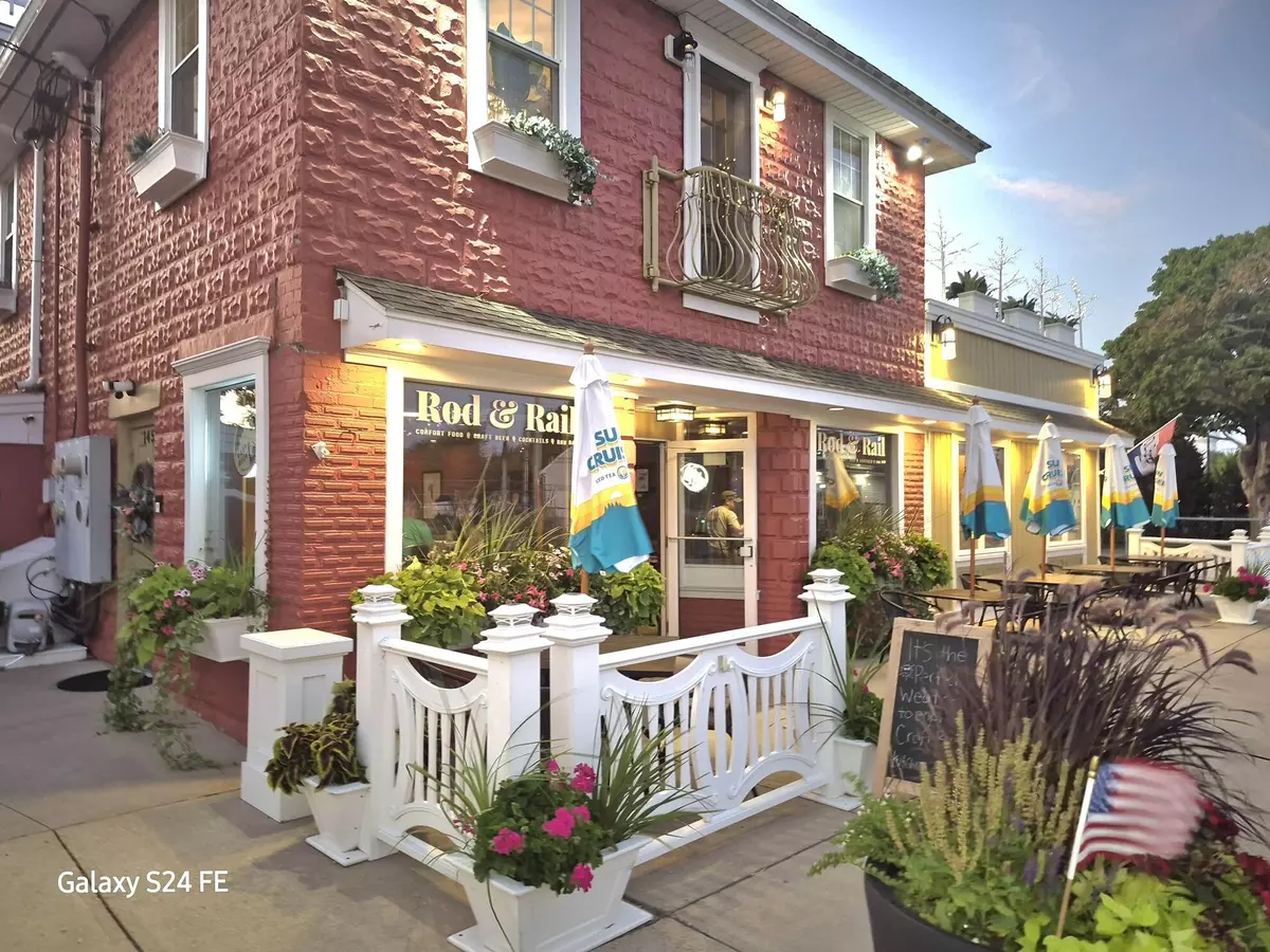 Buzzards Bay, MA 02532,0 Main St