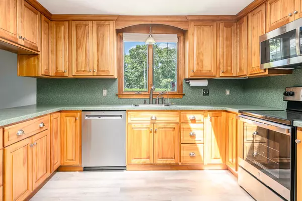 Centerville, MA 02632,285 Prince Hinckley Road