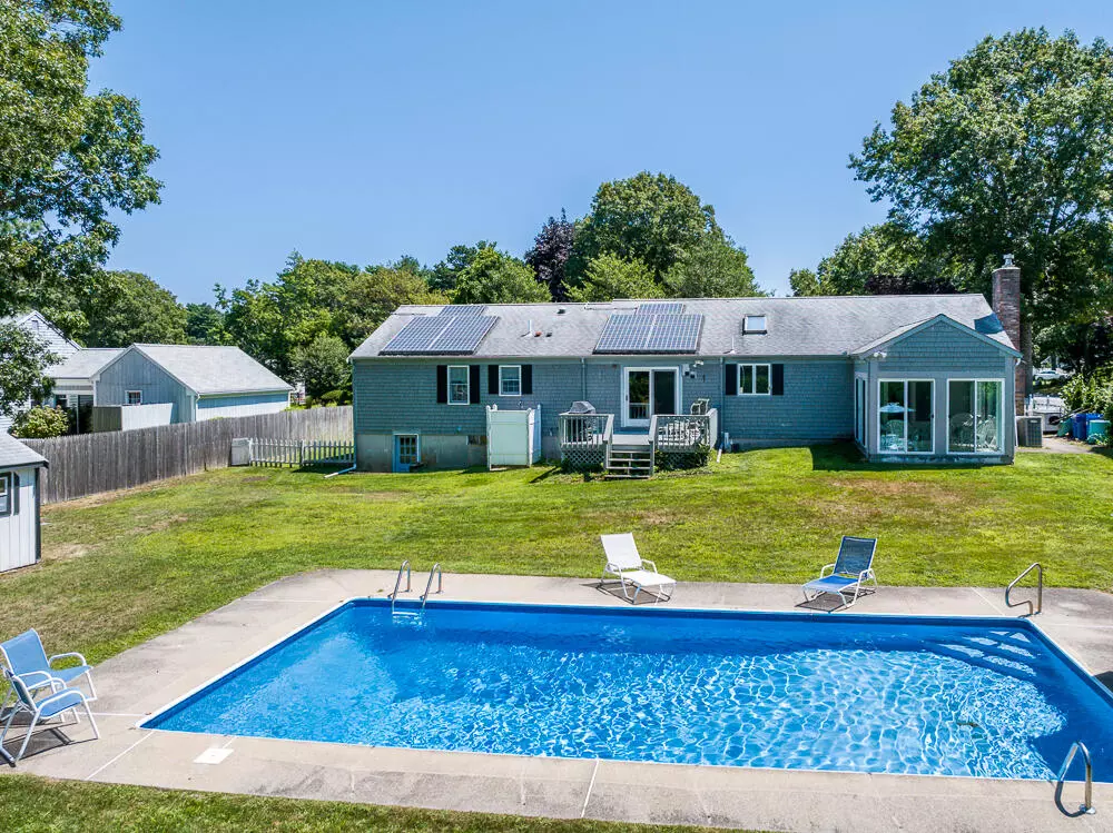 Centerville, MA 02632,285 Prince Hinckley Road