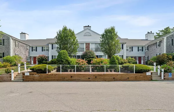 12 Hilltop Drive #12, Sandwich, MA 02563