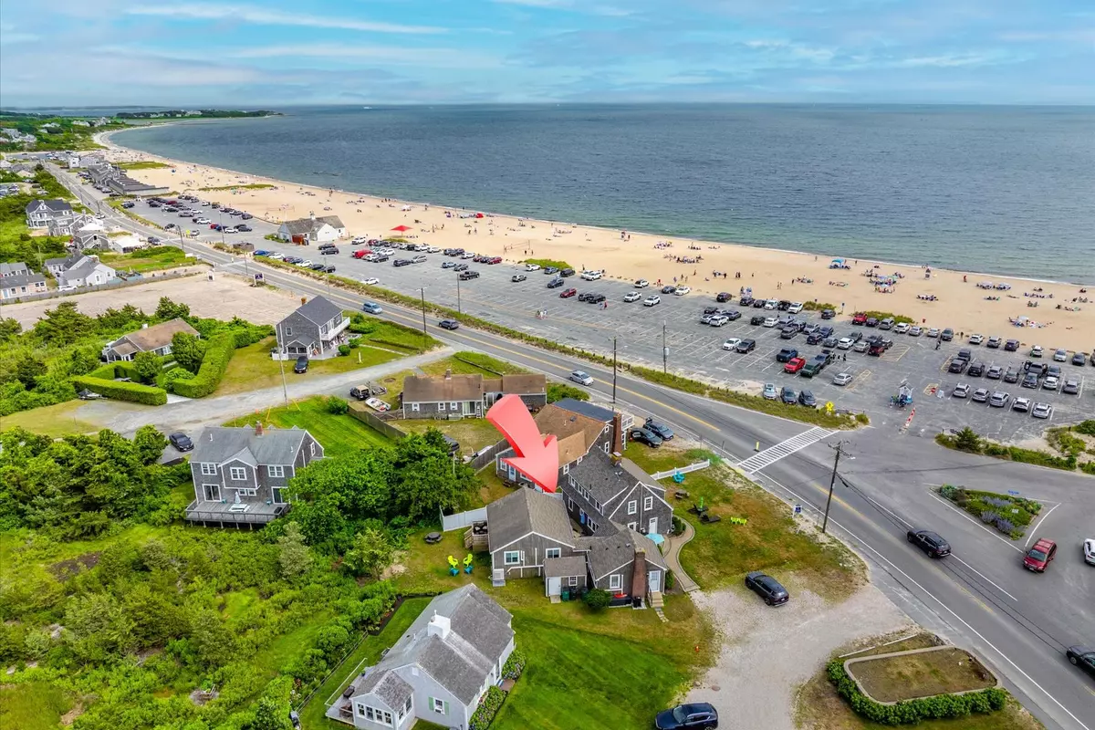 Centerville, MA 02632,1060 Craigville Beach Road
