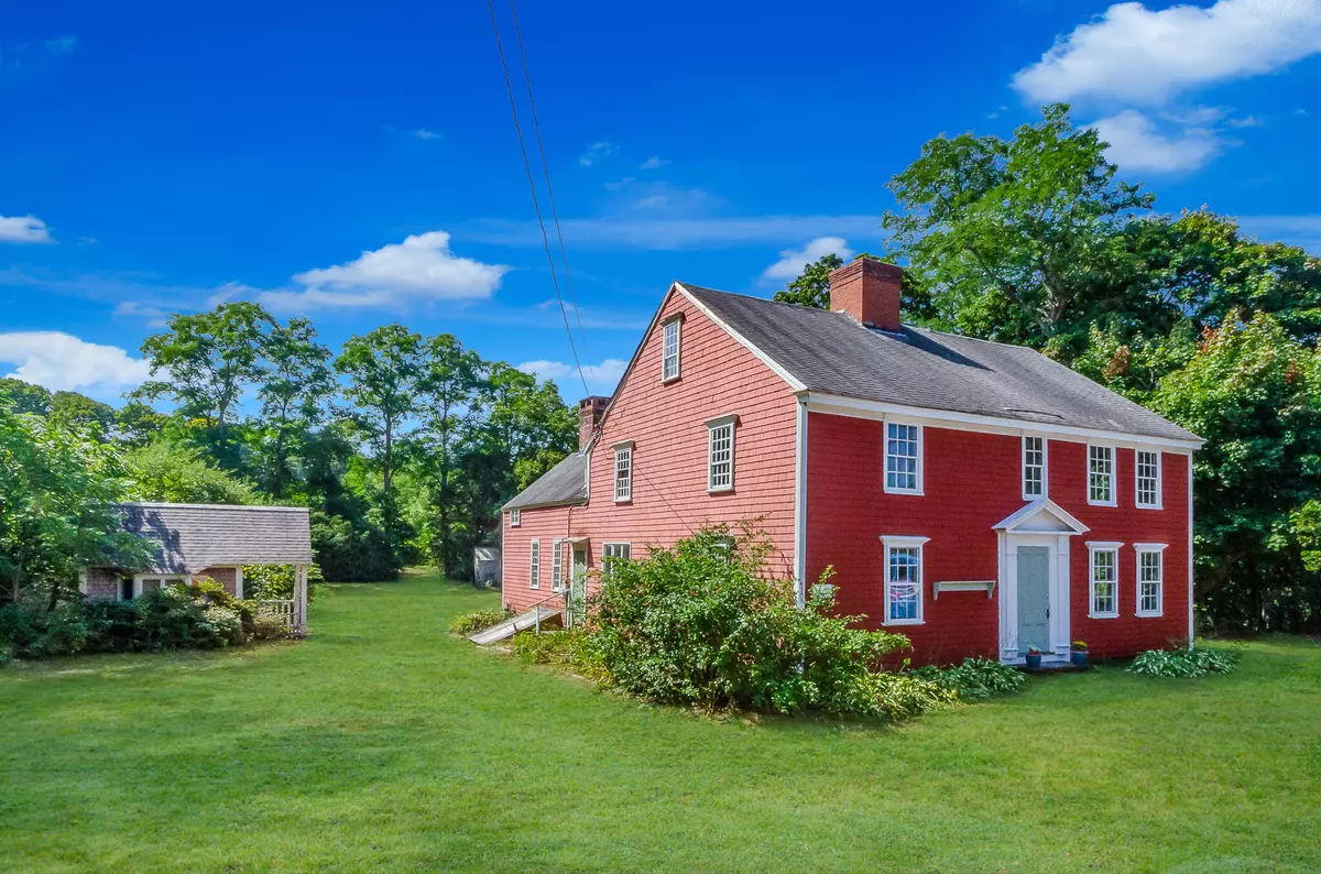 Cotuit, MA 02635,4701 Falmouth Road