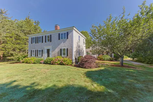 20 Paddocks Path, East Dennis, MA 02641