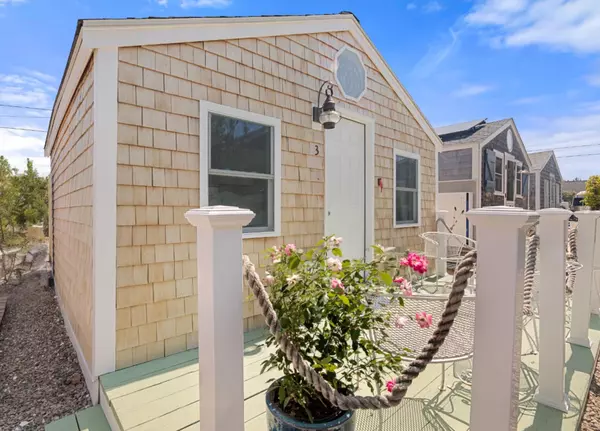 21 Dewey Avenue #U3, Provincetown, MA 02657