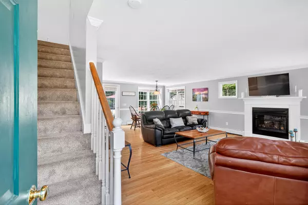 East Falmouth, MA 02536,39 Rolling Acres Lane
