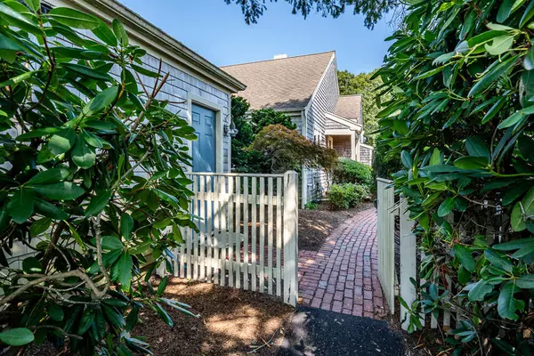 Yarmouth Port, MA 02675,19 John Halls Cartpath Village #E