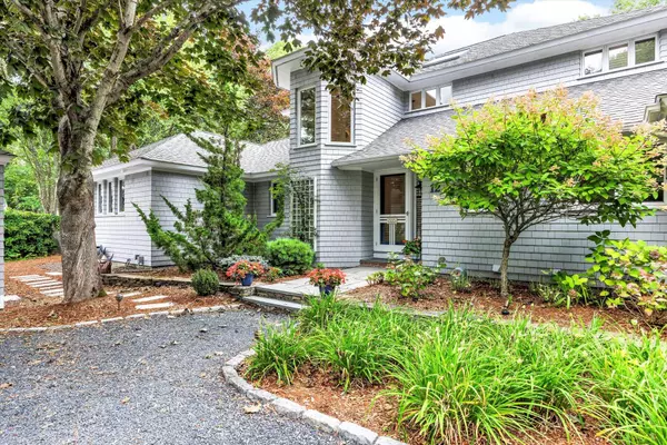 Mashpee, MA 02649,12 Mizzenmast