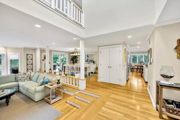 Mashpee, MA 02649,12 Mizzenmast
