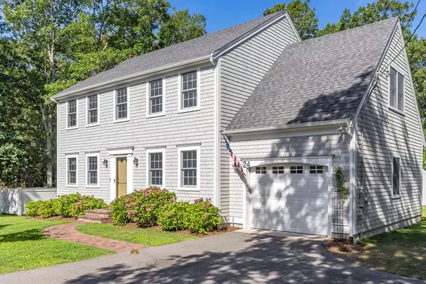 24 Chase Street, West Harwich, MA 02671
