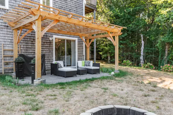 Osterville, MA 02655,40 Gunstock Road