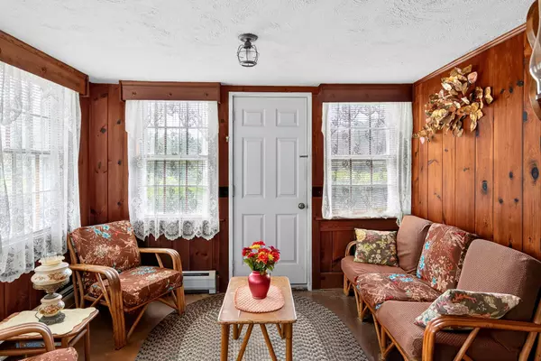 North Truro, MA 02652,71 Shore Road