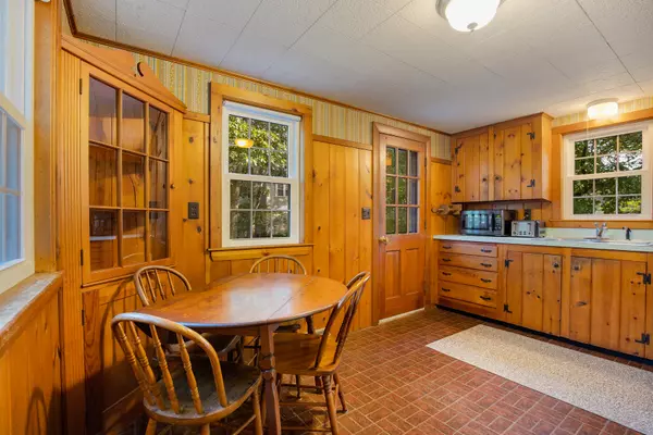 West Dennis, MA 02670,61 Trotters Lane