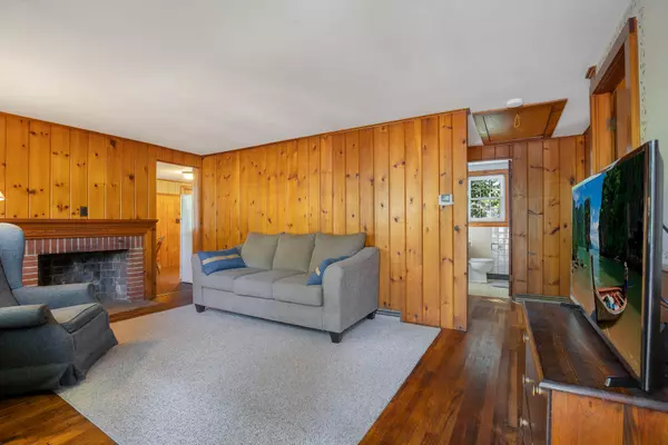 West Dennis, MA 02670,61 Trotters Lane