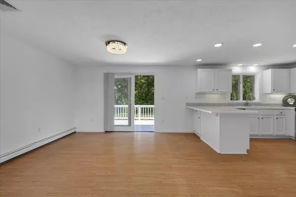 East Falmouth, MA 02536,86 Bonito Avenue