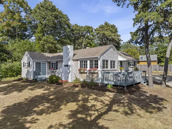 133 South Street, Harwich Port, MA 02646