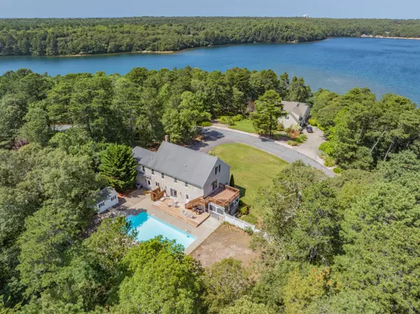 Brewster, MA 02631,55 Carlton Circle