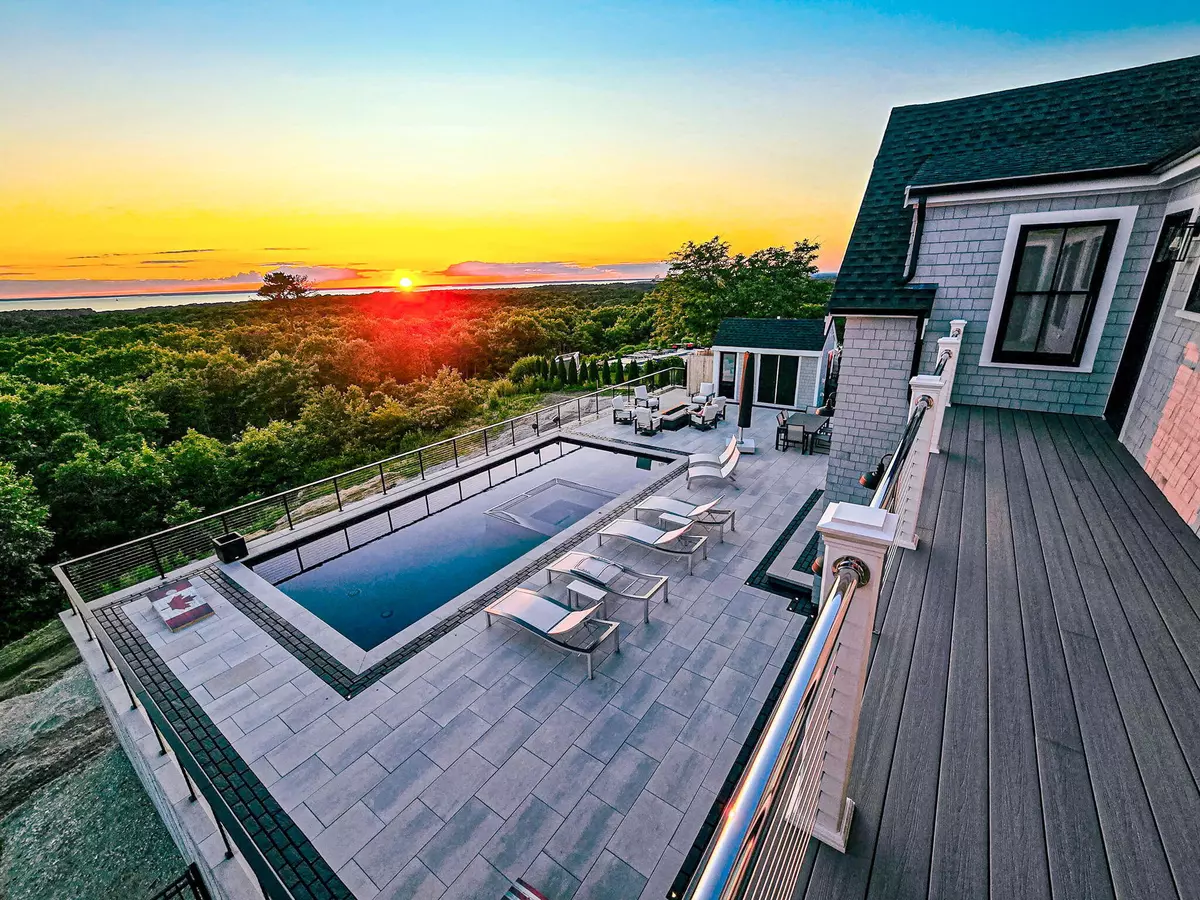 East Falmouth, MA 02536,94 Highwood Lane