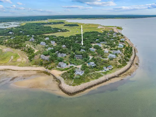80 4Th Street, Wellfleet, MA 02667