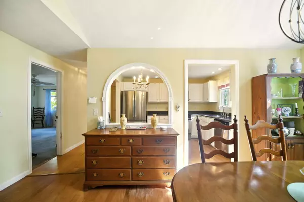 Mashpee, MA 02649,14 Sandview Terrace