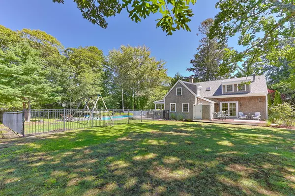 South Yarmouth, MA 02664,23 Willow Lane
