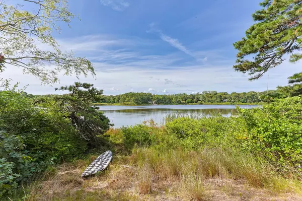 Eastham, MA 02642,10 Alston Court