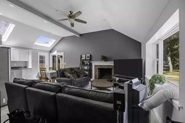 295 Sudbury Lane, Hyannis, MA 02601